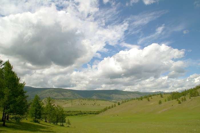 Вид на Прибайкальский хребет.