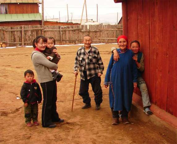 Монгольская семья.